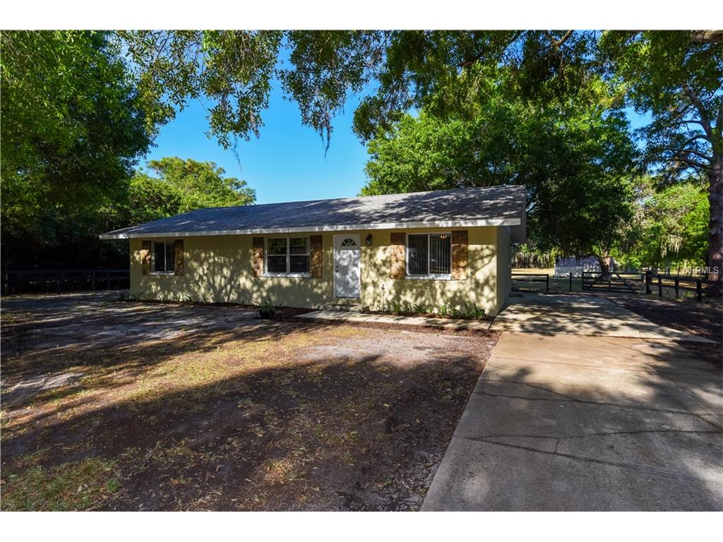 3998 45th St E, Bradenton, FL 34208 photo 1