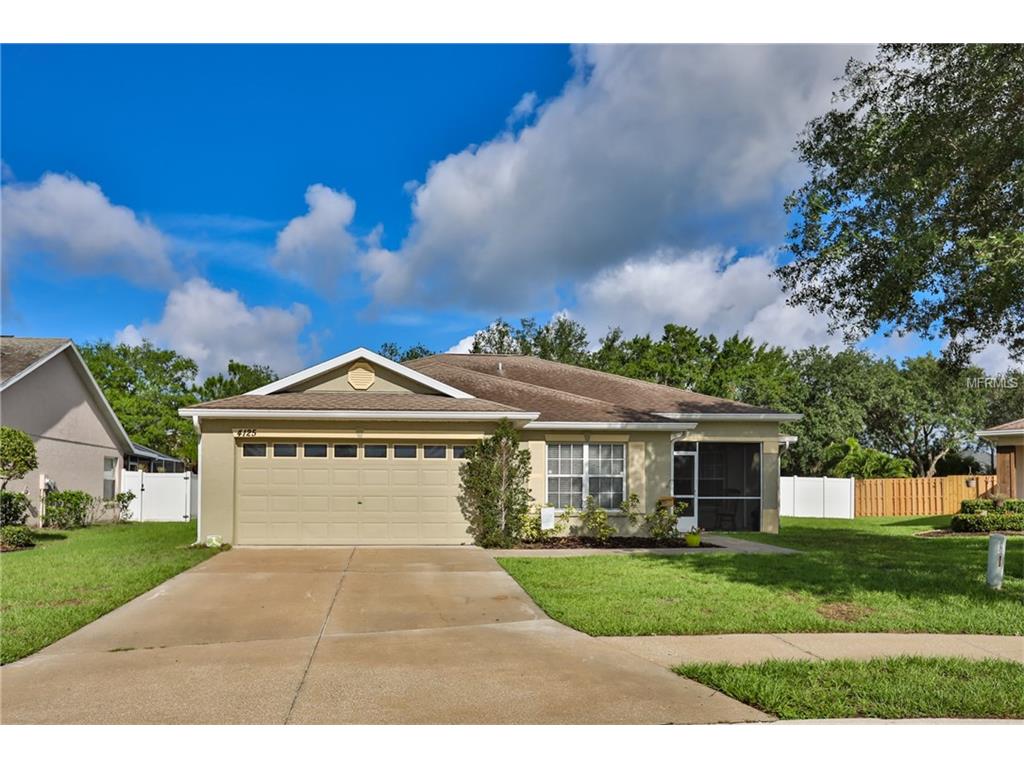 4125 Kingsfield Dr, Parrish, FL 34219 photo 1