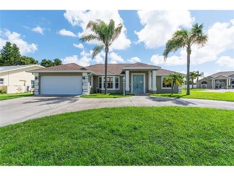 5533 61st St E, Bradenton, FL 34203 photo 1