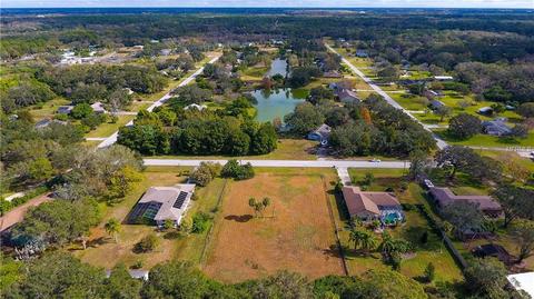 2710 61st St E, Bradenton, FL 34208 photo 1