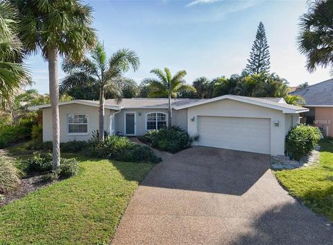 445 Mahon Dr, Venice, FL 34285 photo 1