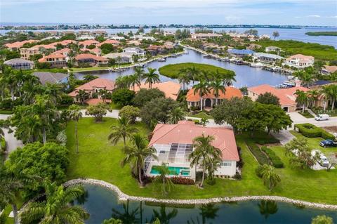 4105 Commodore Blvd, Cortez, FL 34215 photo 1
