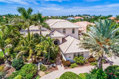 4004 Commodore Blvd, Cortez, FL 34215 photo 1