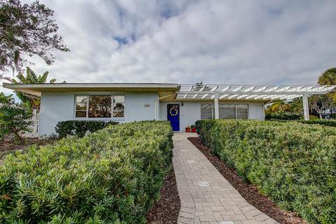 656 Hillcrest Dr, Bradenton, FL 34209 photo 1