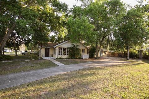 312 Crescent Ct E, Bradenton, FL 34208 photo 1