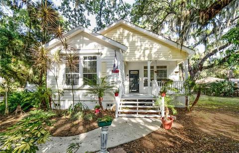 212 17th St E, Bradenton, FL 34208 photo 1