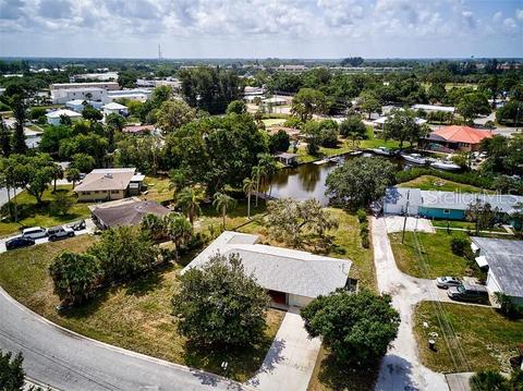 505 Dona Dr, Nokomis, FL 34275 photo 1
