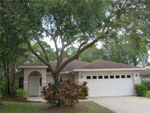 4904 21st Way E, Bradenton, FL 34203 photo 1