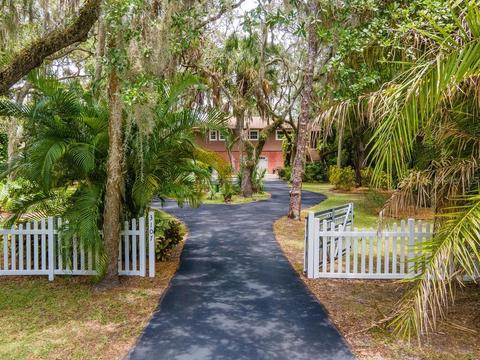 3107 51st St E, Bradenton, FL 34208 photo 1
