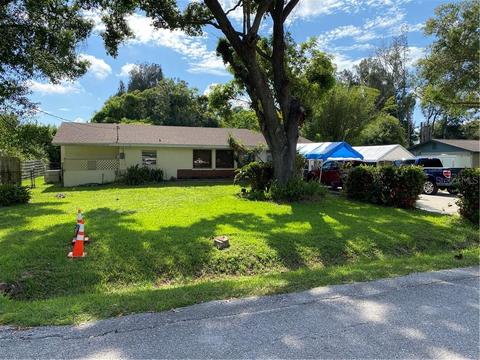5916 13th St E, Bradenton, FL 34203 photo 1