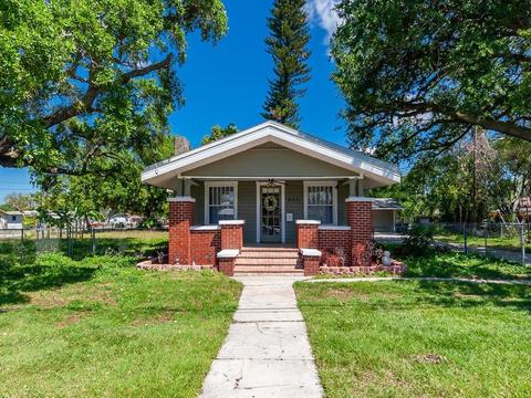 305 30th Ave E, Bradenton, FL 34208 photo 1