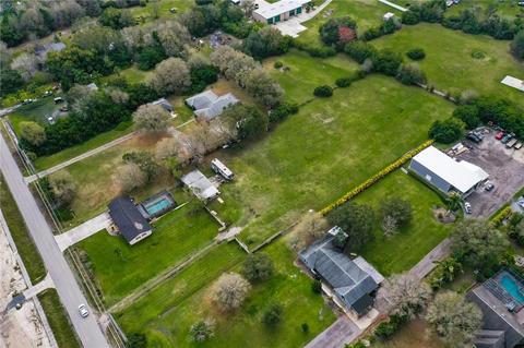 6420 44th Ave E, Bradenton, FL 34203 photo 1