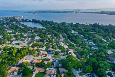312 Hillcrest Dr, Bradenton, FL 34209 photo 1