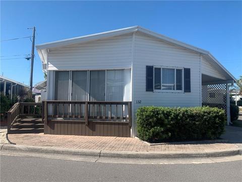 132 S Park Dr S, Venice, FL 34285 photo 1