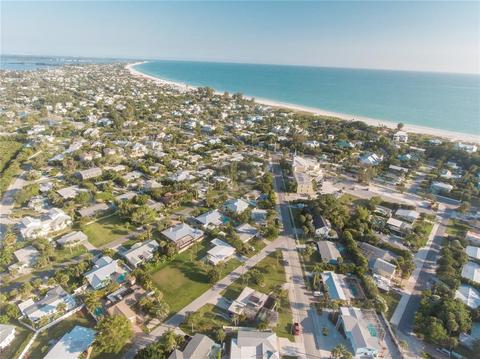 207 84th St, Holmes Beach, FL 34217 photo 1