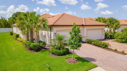 9839 Haze Dr, Venice, FL 34292 photo 1