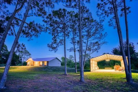 2267 Ewing Dr, Venice, FL 34292 photo 1