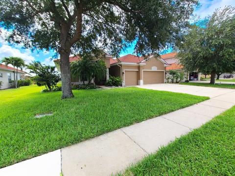 6135 46th St E, Bradenton, FL 34203 photo 1
