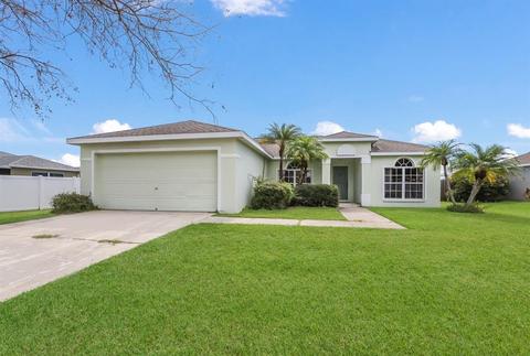 4052 Kingsfield Dr, Parrish, FL 34219 photo 1