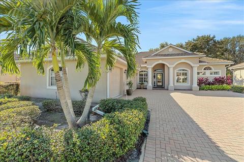 6714 71st St E, Bradenton, FL 34203 photo 1