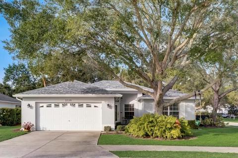 3729 62nd Ave E, Bradenton, FL 34203 photo 1