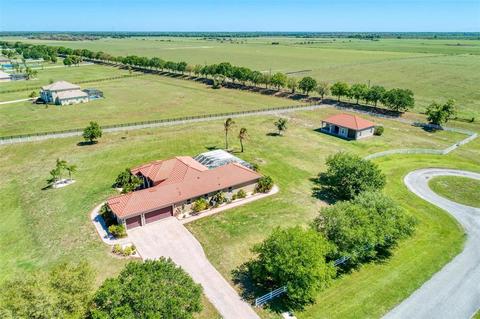 18116 White Stallion Ct, Parrish, FL 34219 photo 1