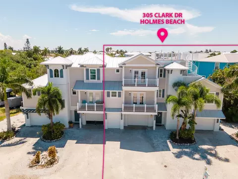 305 Clark Dr #305, Holmes Beach, FL 34217