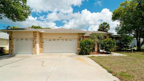 3921 57th Dr E, Bradenton, FL 34203 photo 1