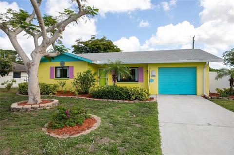 356 Azure Rd, Venice, FL 34293 photo 1