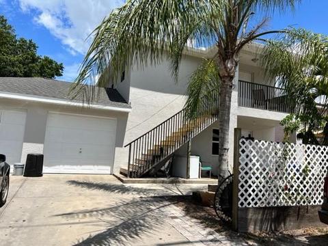 5835 5th St E, Bradenton, FL 34203 photo 1