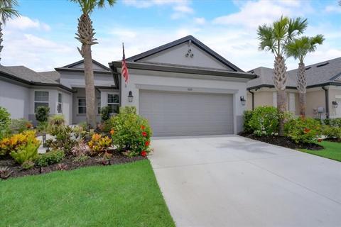 6026 Amberly Dr, Bradenton, FL 34208 photo 1
