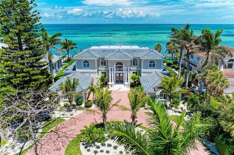 699 Key Royale Dr, Holmes Beach, FL 34217