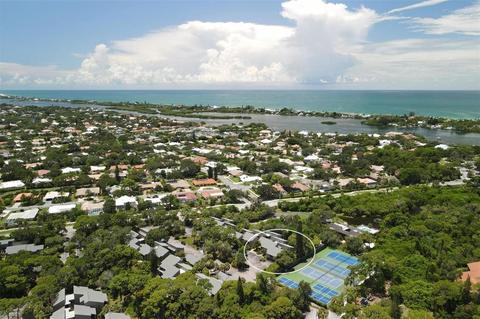 366 Pine Run Dr, Osprey, FL 34229 photo 1