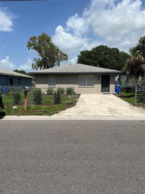 1027 8th St E, Bradenton, FL 34208 photo 1