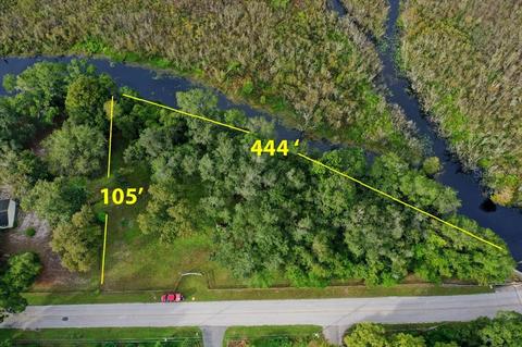 5422 S Withlapopka Dr, Floral City, FL 34436