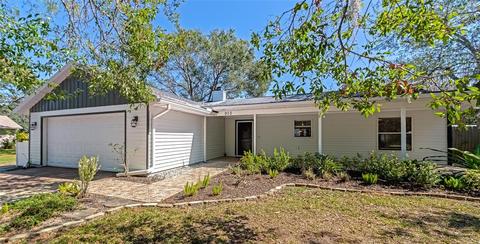 903 136th St E, Bradenton, FL 34212 photo 1
