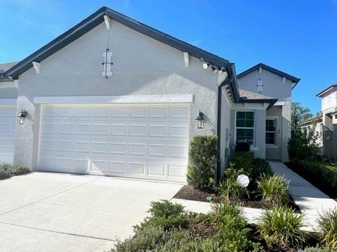 5730 Amberly Dr, Bradenton, FL 34208