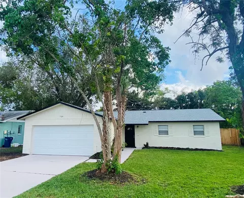 704 65th Avenue Dr W, Bradenton, FL 34207