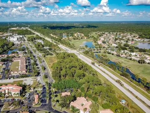 3020 Bobcat Village Center Rd, North Port, FL 34288