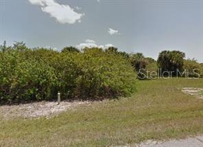 140 Spring Dr, Rotonda West, FL 33947