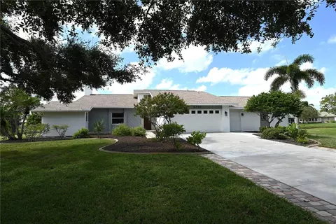 6193 9th Avenue Cir NE, Bradenton, FL 34212