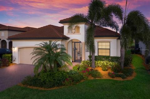 24196 Gallberry Dr, Venice, FL 34293
