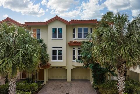 221 17th St N #221, Bradenton Beach, FL 34217