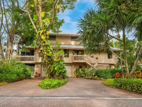 115 Sand Dollar Ln, Sarasota, FL 34242