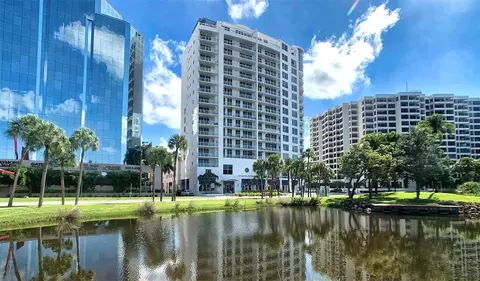 1233 N Gulfstream Ave #301, Sarasota, FL 34236