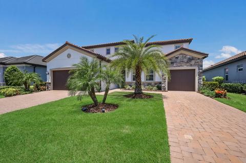 11905 Perennial Pl, Lakewood Ranch, FL 34211