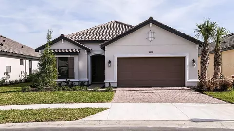4532 Freccia Loop, Wesley Chapel, FL 33545
