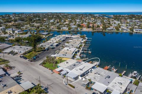 454 63rd St, Holmes Beach, FL 34217