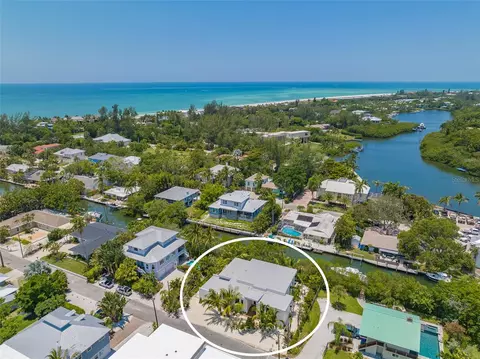 581 De Narvaez Dr, Longboat Key, FL 34228