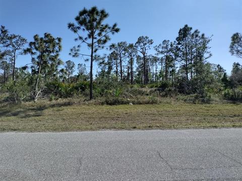 12157 Gisinger Blvd, Port Charlotte, FL 33981